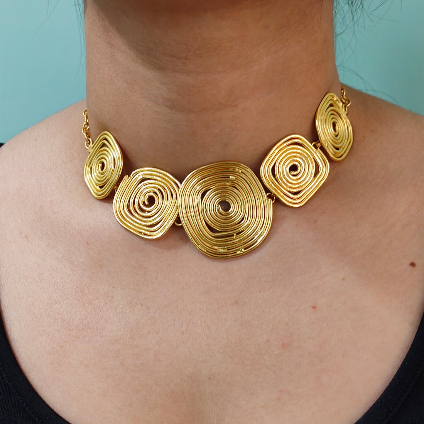 SPIRAL SIMPHONY NECKLACE SET