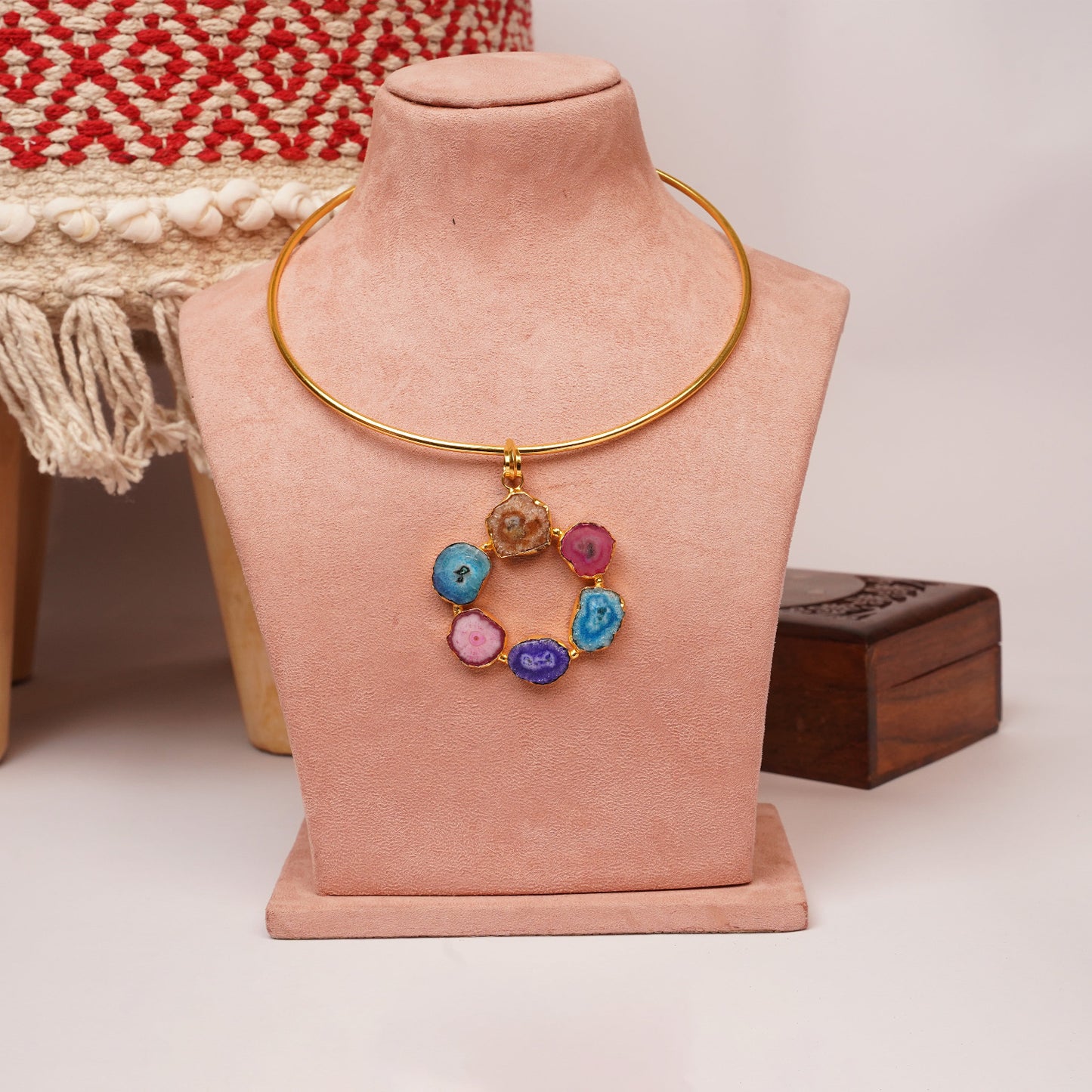 MOONSTONE ROUGH STONE NECKLACE