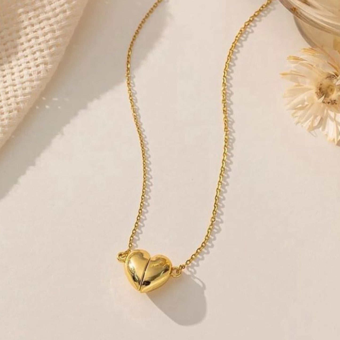 MAGNETIC HEART
