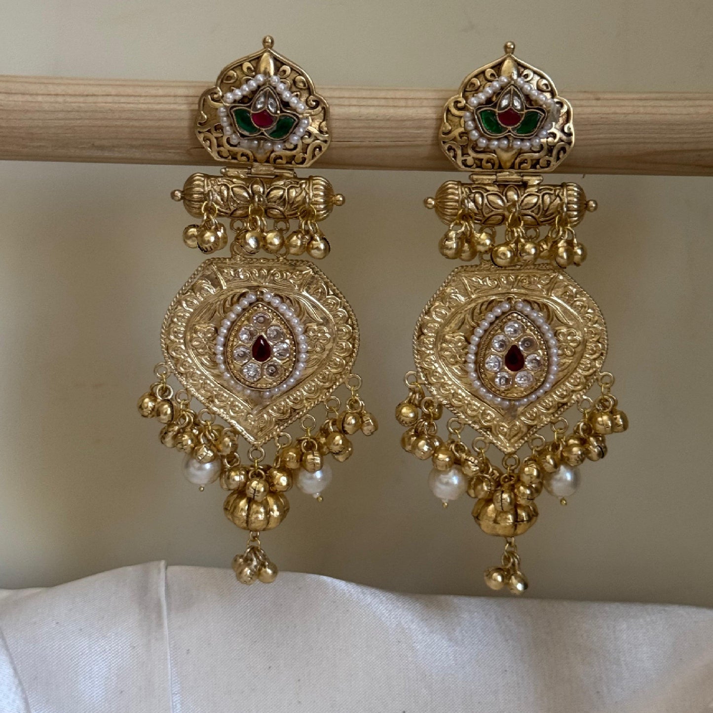 SHANAYA KASHMIRI EARRINGS