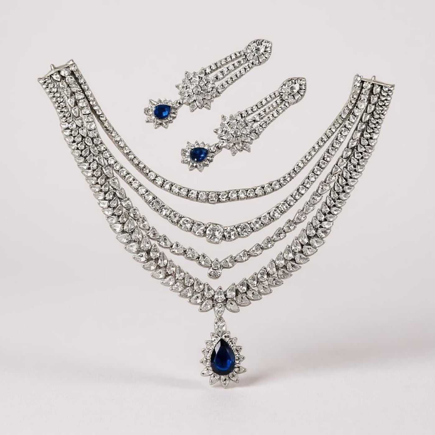 MIDNIGHT MAJESTY LAYERED NECKLACE SET
