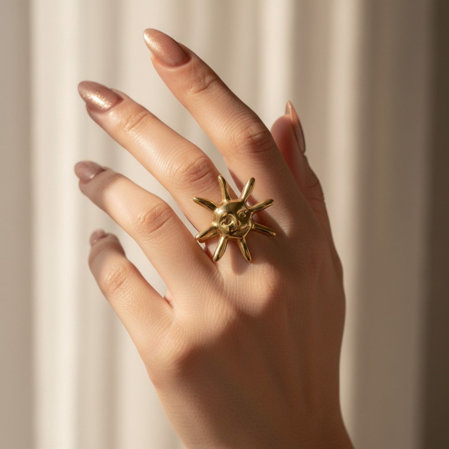 SOLIS SUN RING