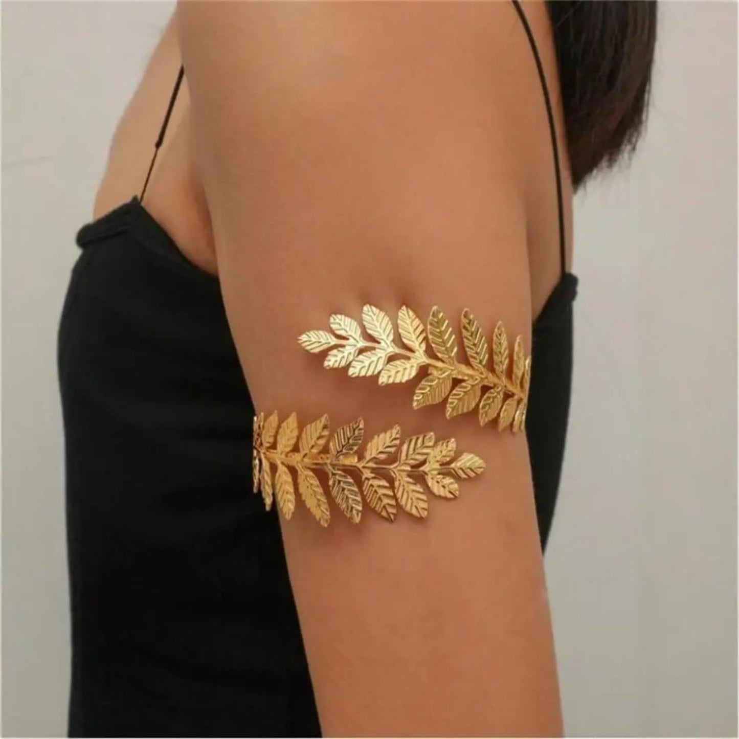GOLDEN LEAF ARM CUFF