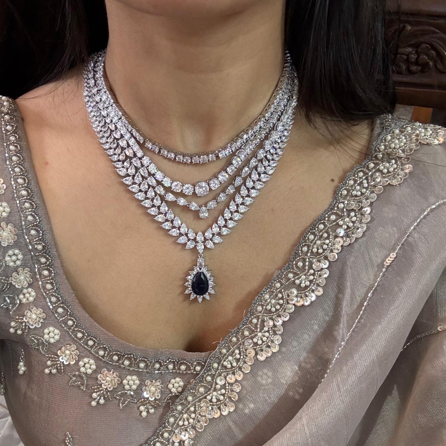 MIDNIGHT MAJESTY LAYERED NECKLACE SET