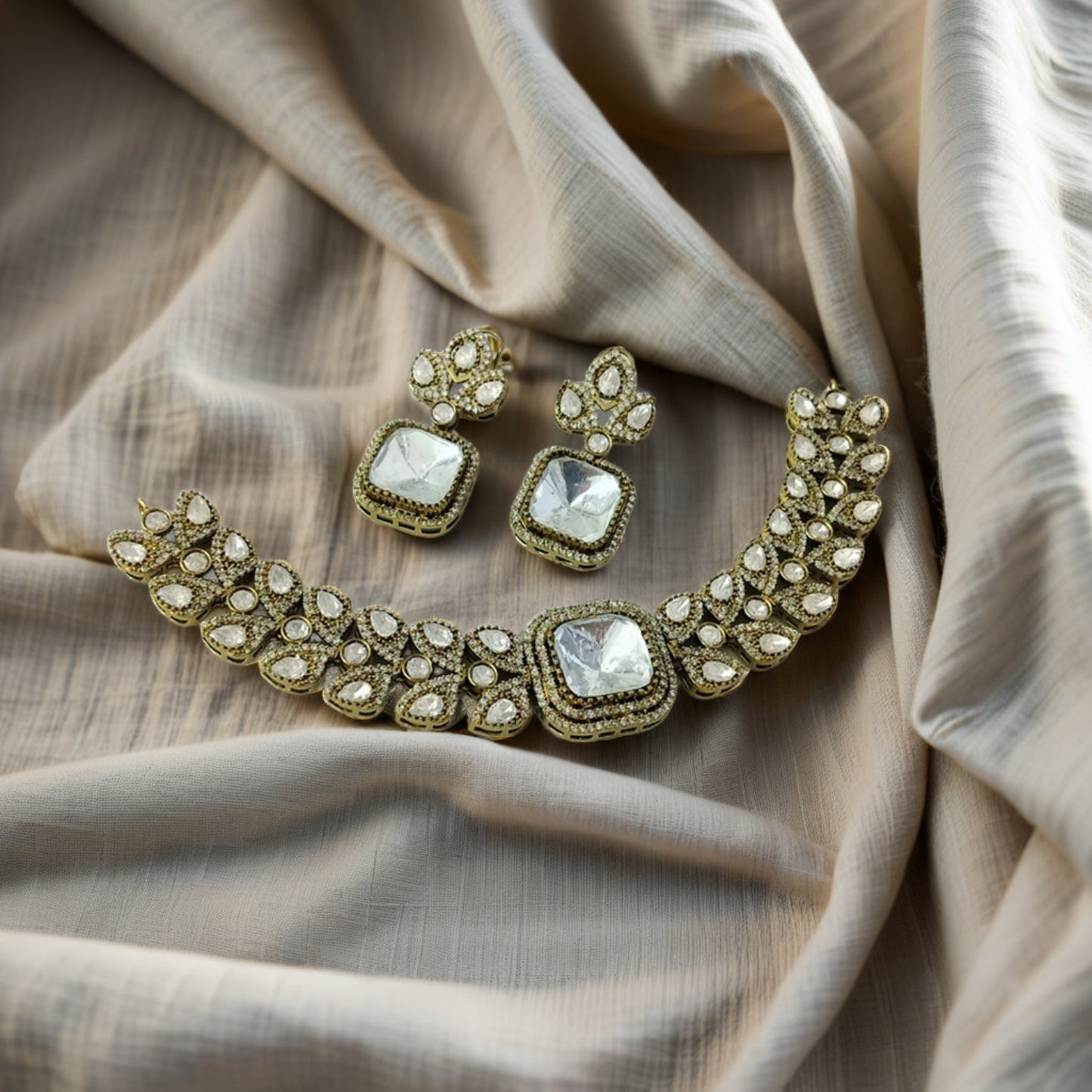 ISHYA POLKI CHOKER SET