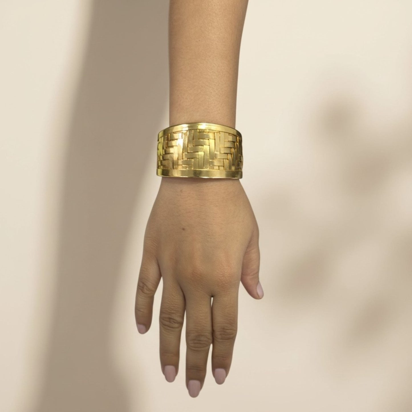 ZARIYA WOVEN CUFF