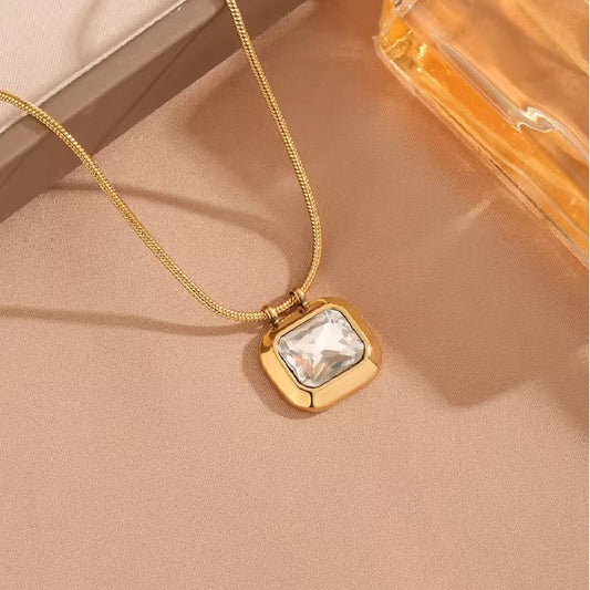 ZADE NECKLACE