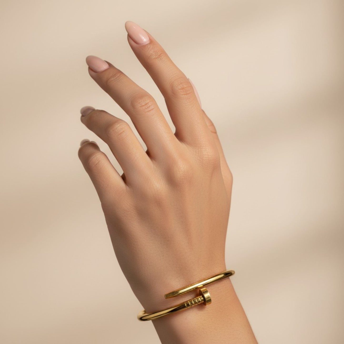 NEXUS NAIL BANGLE