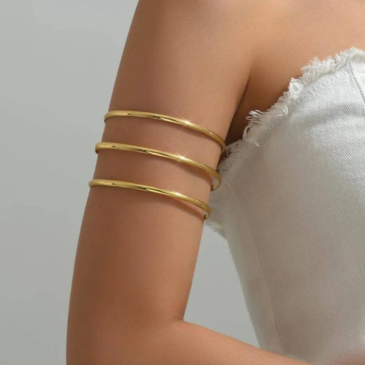 MINIMAL GOLD TRIPLE BAND ARM CUFF