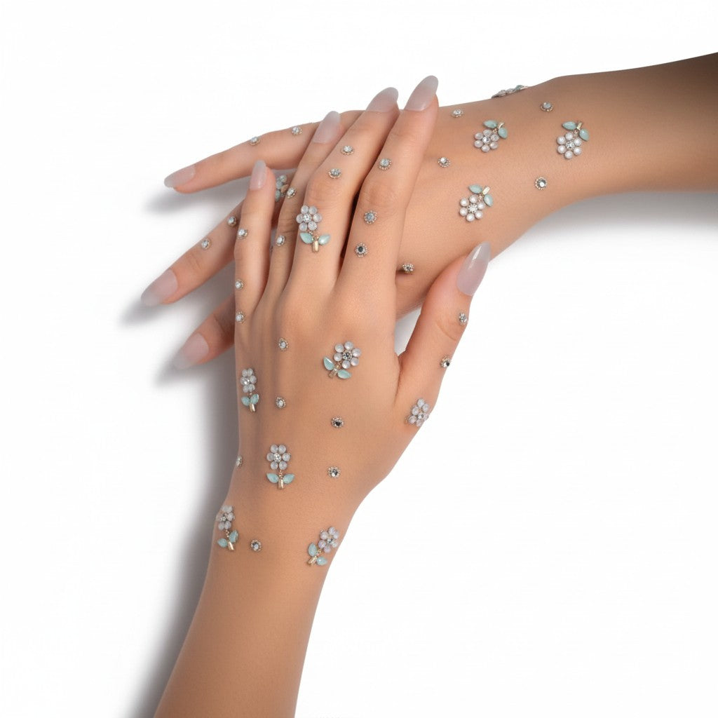 FLORAL HAND BINDIS
