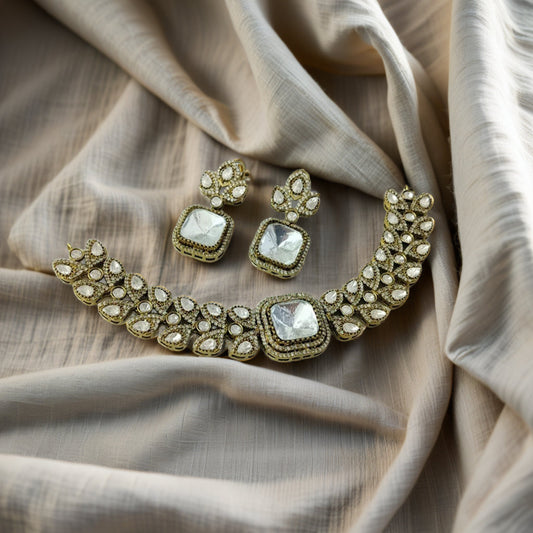 ISHYA POLKI CHOKER SET